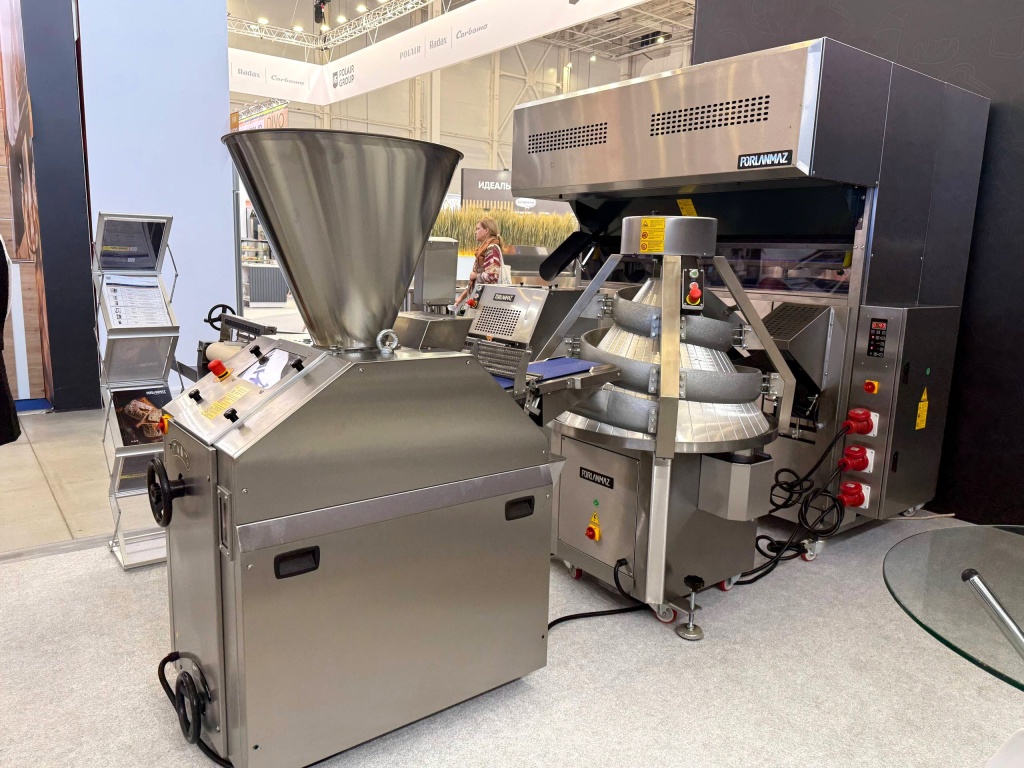 photo_5400102982046651559_w (1).jpg