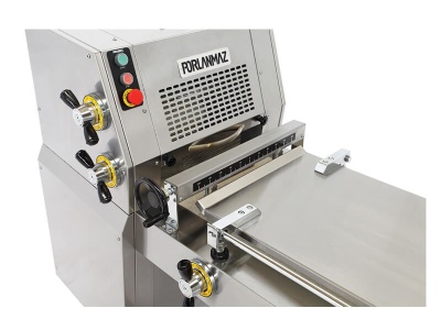 Тестозакаточная машина для формирования батонов Porlanmaz PMDM 400 - внешний вид оборудования